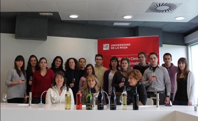 Los alumnos de Enología de la Universidad de La Rioja han presentado su gama de vinos Origen