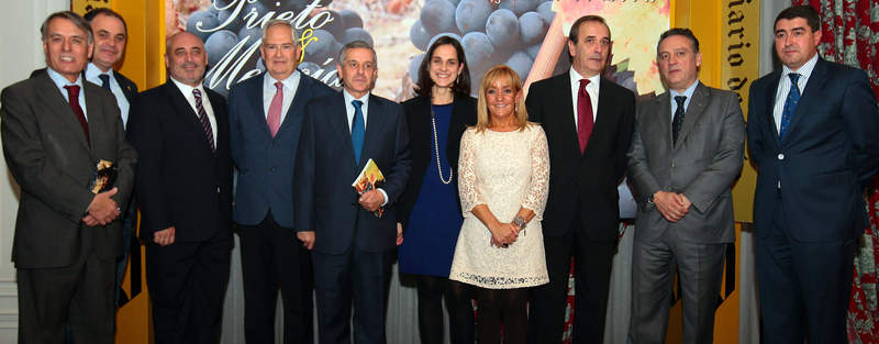 Francisco Álvarez, Arias Cerezales, Rafa Blanco, Guillermo García, Emilio Gutiérrez, Adriana Ulibarri, Isabel Carrasco, José Antonio Alonso, Alfredo Prada y Pablo R. Lago. Francisco Álvarez, Arias Cerezales, Rafa Blanco, Guillermo García, Emilio Gutiérrez, Adriana Ulibarri, Isabel Carrasco, José Antonio Alonso, Alfredo Prada y Pablo R. Lago.
