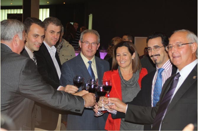 'Las Añadas' de la DOP Utiel-Requena celebra su 18 edición en un acto multitudinario