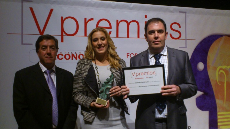 Bodega Cuatro Rayas premio a la mejor Comunicación