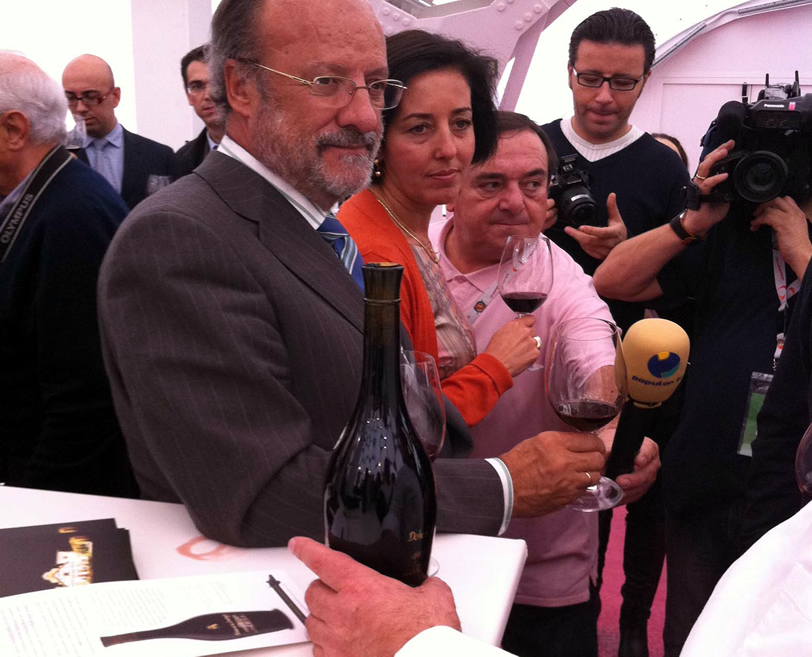 Francisco Javier León de la Riva