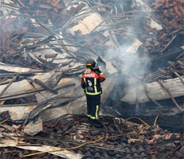 incendio en la bodega Señorío de Villarrica incendio en la bodega Señorío de Villarrica