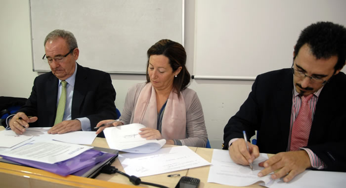 D.O.P. Valencia y la Federación de Sumillers firman un convenio para la promoción de los vinos