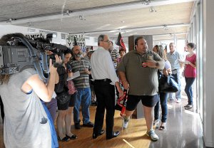 manifestantes en el Consejo Regulador de Rioja