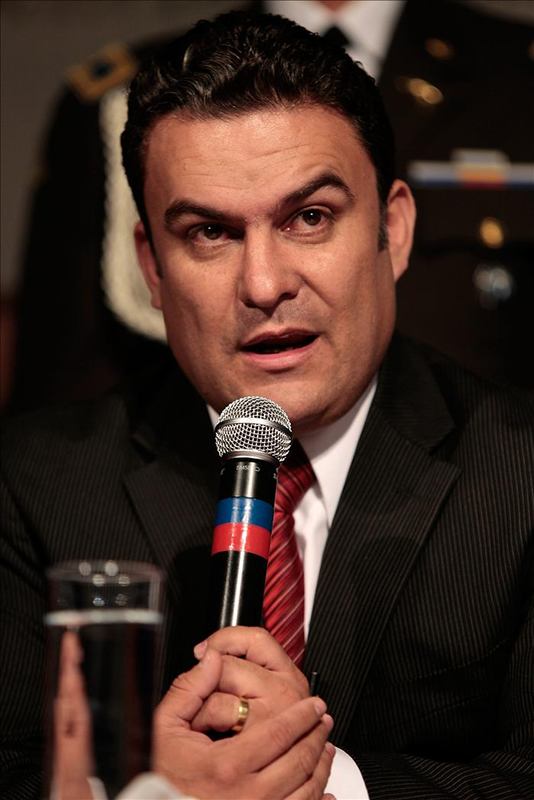 El ministro de Interior, José Serrano el ministro de Interior, José Serrano