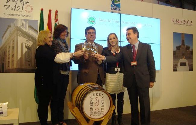 Antonio Real ha presentado en el stand de la provincia de Cádiz la oferta enoturística de los nueve municipios integrados en la asociación Ruta del Vino y Brandy del Marco de Jerez