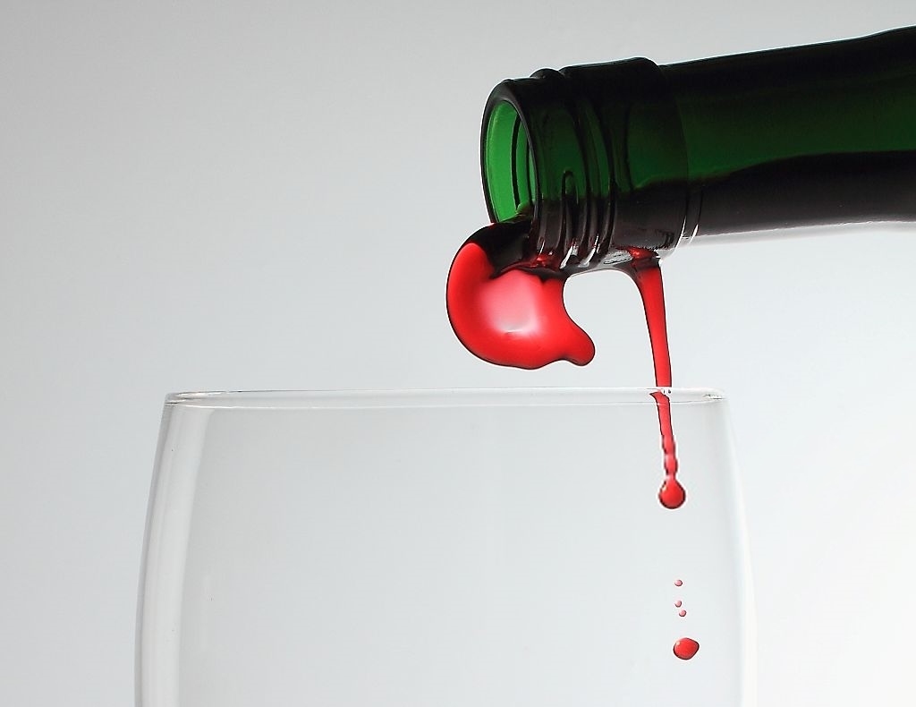 Escanciado de vino tinto
