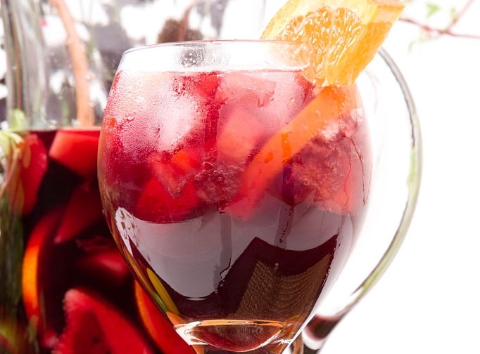 Jarra y copa de Sangría