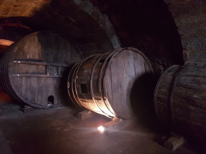 Cubas del Museo del Vino de Galicia