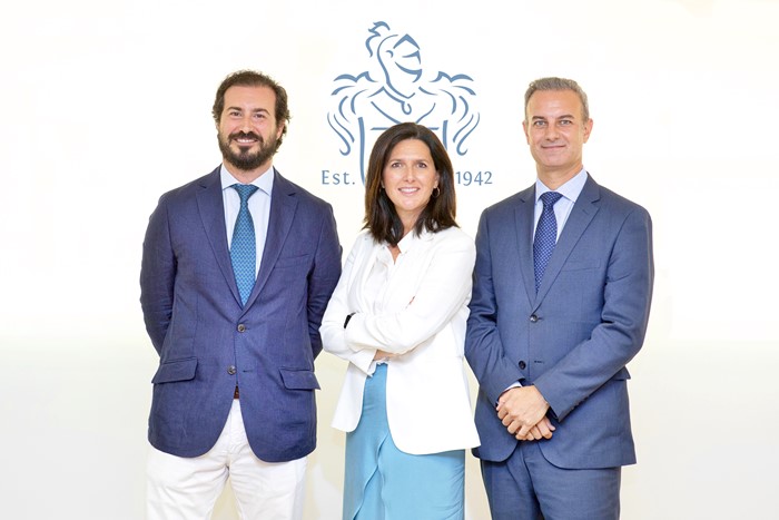 De izquierda a derecha: José Manuel de la Mata Romero (Vicepresidente de Grupo Varma), Teresa Martín de la Mata (Presidenta de Grupo Varma) y Jesús Posada de la Mata (Vicepresidente de Grupo Varma).