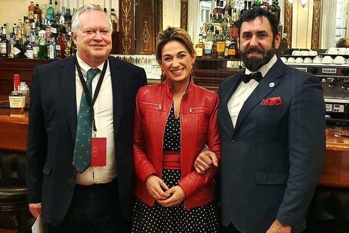 Izq-Dcha: Jose Luis Murcia (AEPEV) , Cristina Tierno (AEPEV) y Juan Carlos Muñoz (FABE)