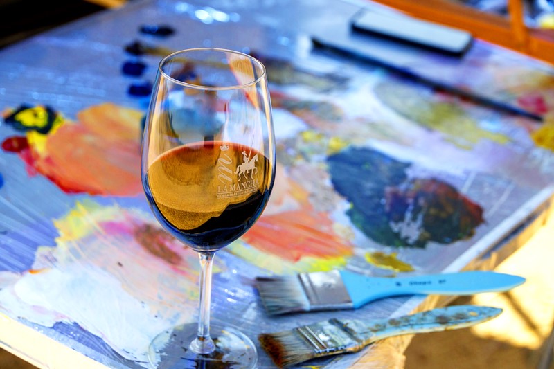 pintura y vino
