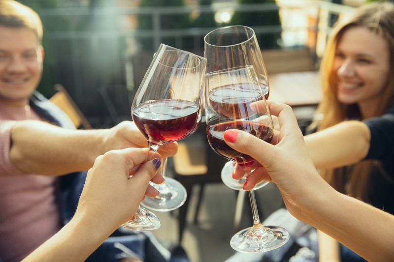 El vino francés arrasa en el mercado global con un récord histórico de 12.300 millones de euros