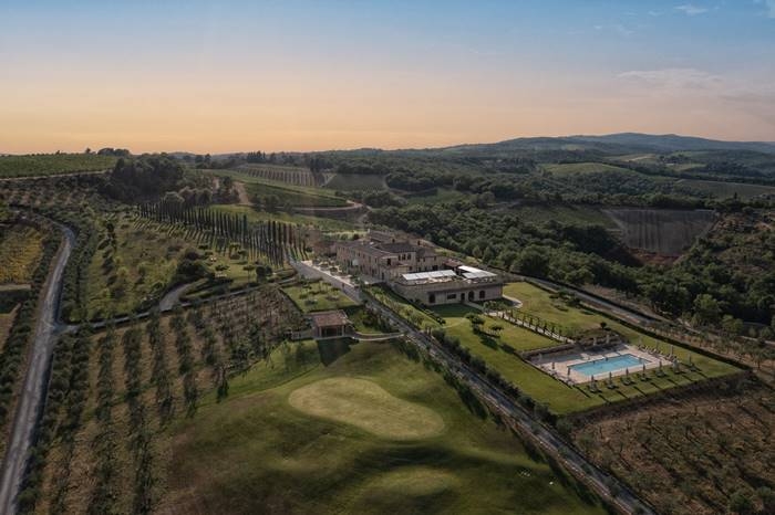 The Club House Hotel