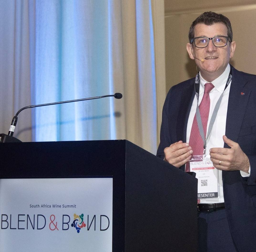 John Barker (OIV) en Sudáfrica: Un Mensaje de Urgencia y Esperanza para el Vino