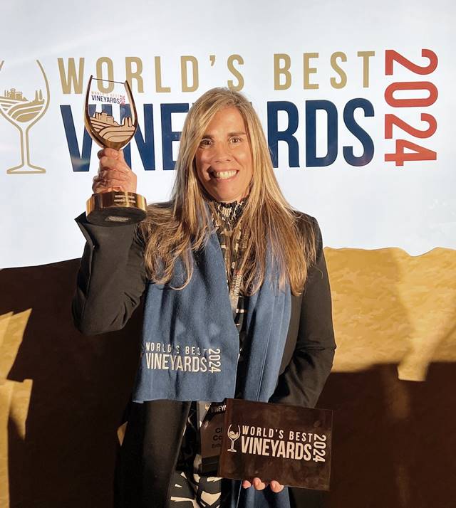 Clara Canals, enóloga de Ysios, expresa el compromiso de la bodega con la excelencia vinícola