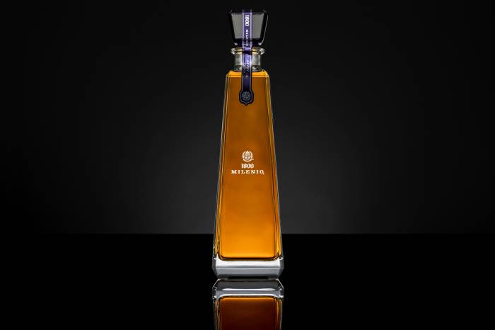 Jose Cuervo refuerza su línea premium con el tequila 1800 Milenio de doble crianza