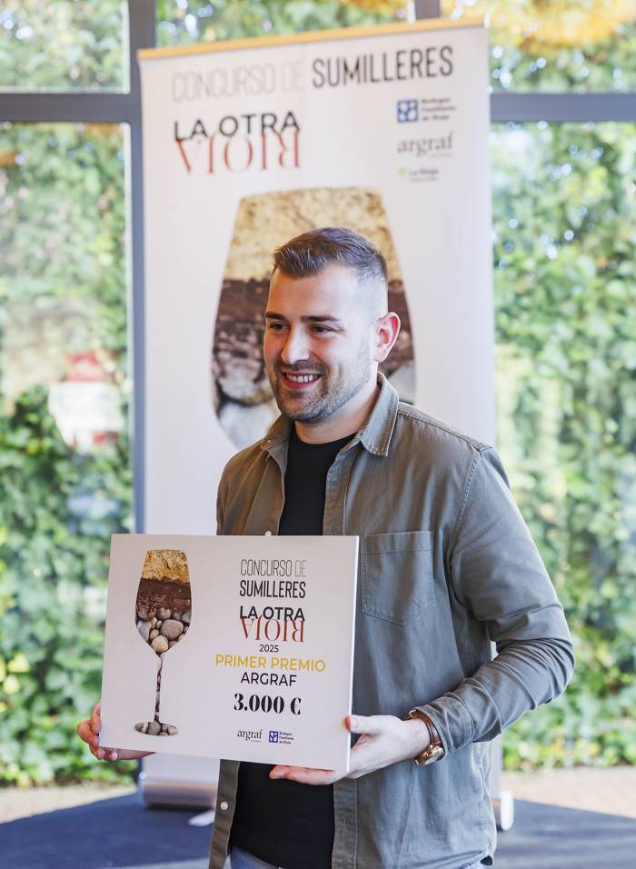 Iván Sánchez, mejor sumiller de la Otra Rioja en el Premio Argraf  