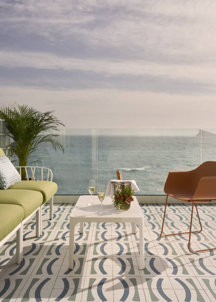 El Barceló Benidorm Beach refuerza su oferta con alojamiento de lujo orientado al descanso frente al mar