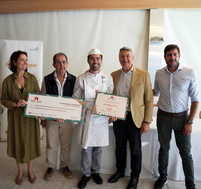 Carlos Navarro gana el certamen Cocina con Esencia con un postre basado en Vinagre de Jerez