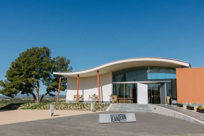 Jean Leon presenta una experiencia enogastronómica que recorre la vida de su fundador a través de cuatro vinos