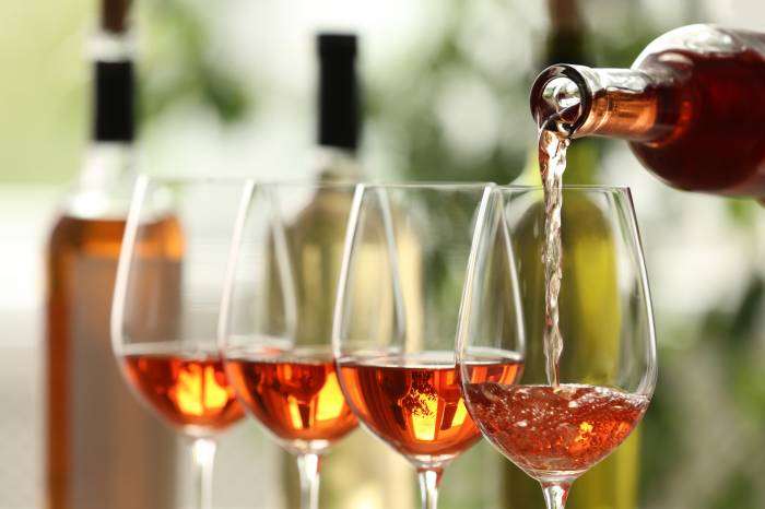Rosé wine production surges worldwide as diverse styles and grape varieties drive global demand
