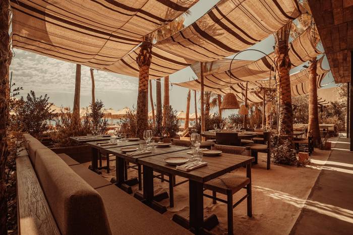 Playa Soleil inaugura su temporada en Ibiza con lujo, música y gastronomía frente al mar  