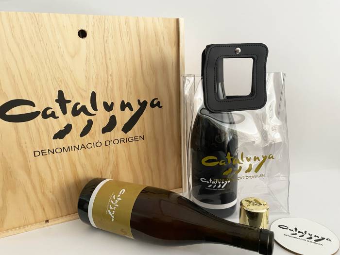 La DO Catalunya lanza una campaña de verano con regalos directos por la compra de sus vinos