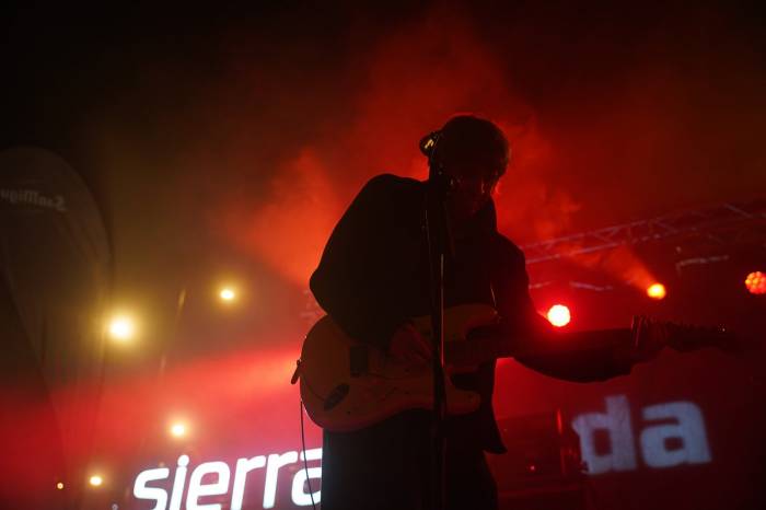 El Festival Sierra Nevada por Todo lo Alto reúne a 3.000 personas en su 15 aniversario