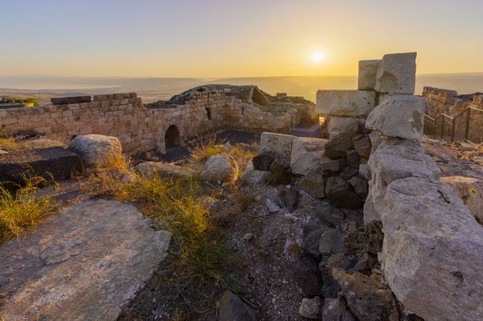 Archaeologists uncover new clues in search for biblical Cana in northern Israel