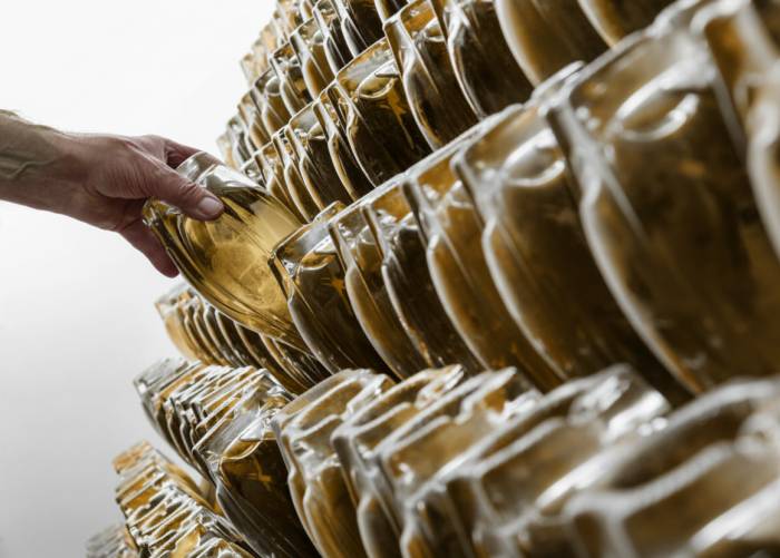 French wine and spirits face new 15 percent US tariffs after trade deal excludes exemptions