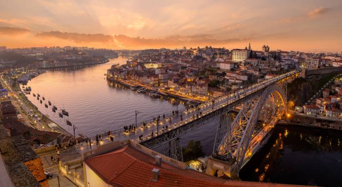 The city of Porto is one of the world's leading examples of urban wine tourism.