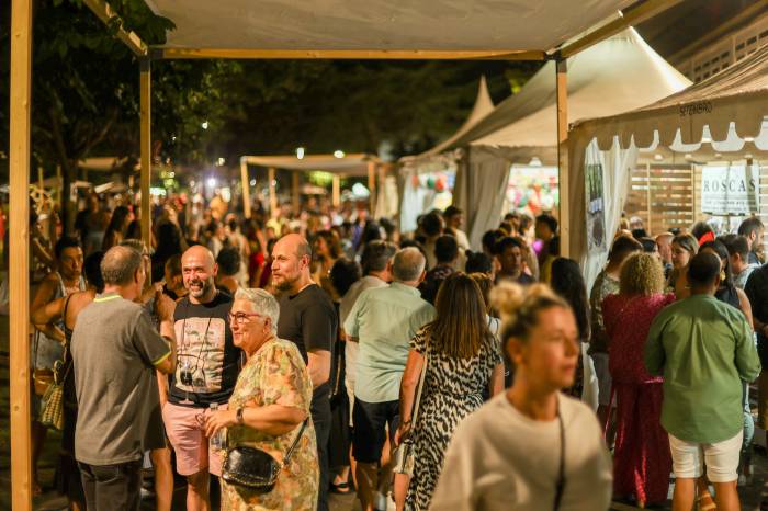 La Feira del Vino de Monterrei reúne a dieciocho bodegas y amplia oferta gastronómica en Verín