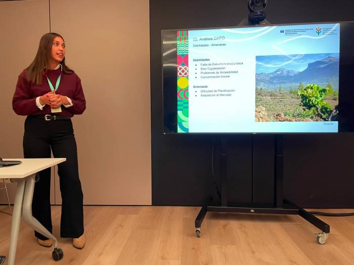 El enoturismo de Canarias busca consolidar su marca y profesionalizar el sector en el primer congreso internacional de turismo gastronómico