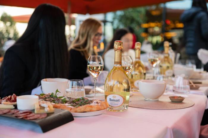 La Winter Terrace de Dani Brasserie y Ruinart ofrece menú invernal con maridajes exclusivos desde 155 euros en Madrid