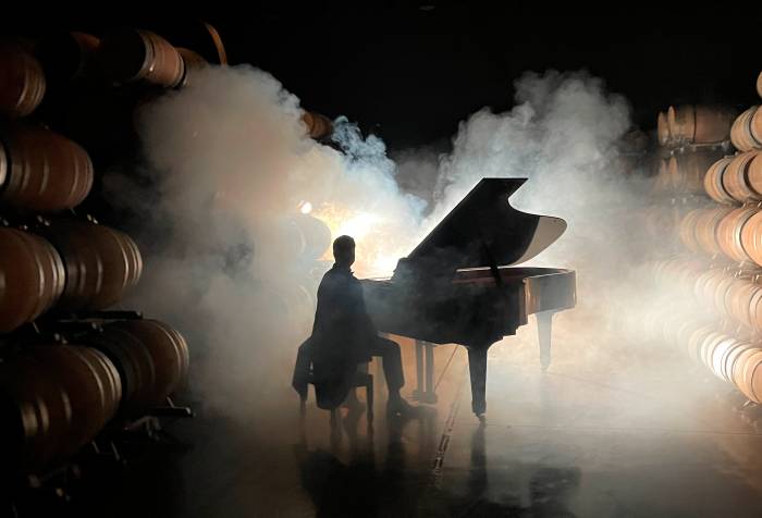 Marqués de Murrieta, elegida mejor bodega de Europa, lanza un spot navideño inspirado en música y arte