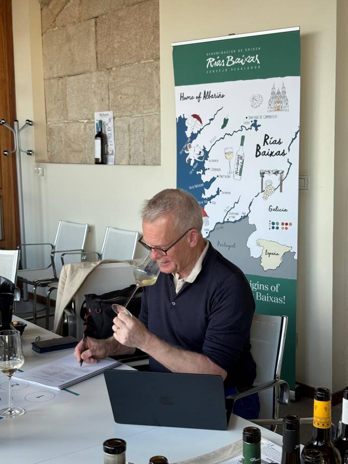 El 85 por ciento de los vinos de Rías Baixas supera los 90 puntos en el informe de Tim Atkin