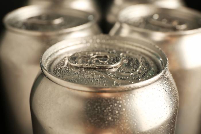 Aluminium Cans Match Glass in Preserving Wine Quality, Study Finds No Significant Difference After Six Months