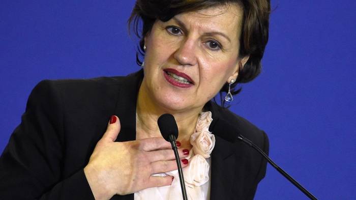 €130 Million Allocated for French Vineyard Removal Amid Plummeting Wine Demand and Trade Tensions