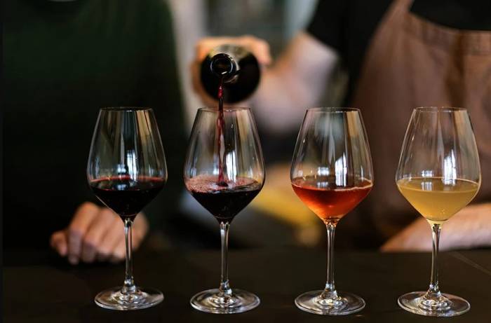 French Wine Authorities Approve Sweetening of AOC Wines, Allowing Up to 9 Grams of Sugar per Liter