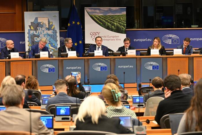 EU Wine Exports to US Hit €4.9 Billion as Trade Talks Highlight Sector’s Global Stakes