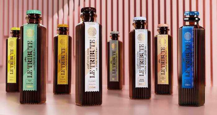 LE Tribute lanza en Barcelona una gama de mixers artesanales para cócteles con botella cuadrada y agua de manantial