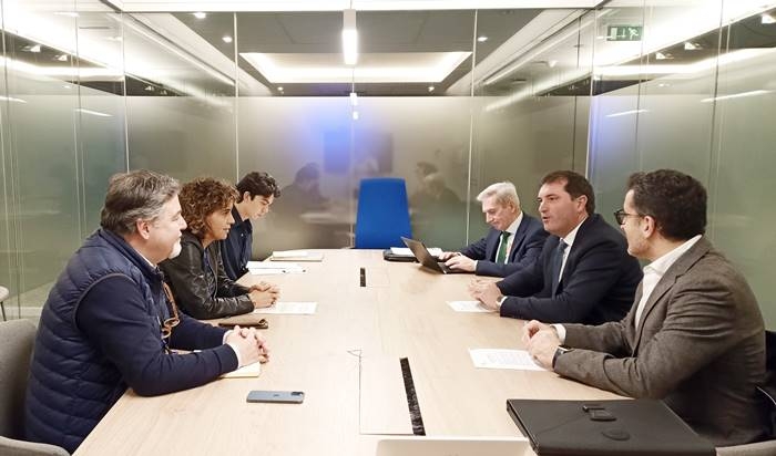 reunión CECRV con europarlamentaria Dolors Montserrat