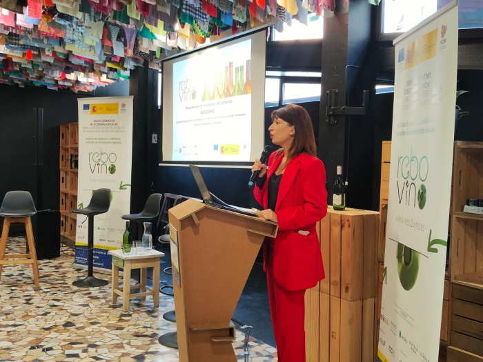 Isabel Bombal, cerró la jornada