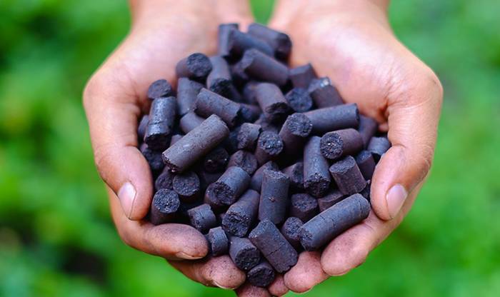 La Alcoholera riojana lanza Enopellet, un pellet sostenible de pepitas de uva