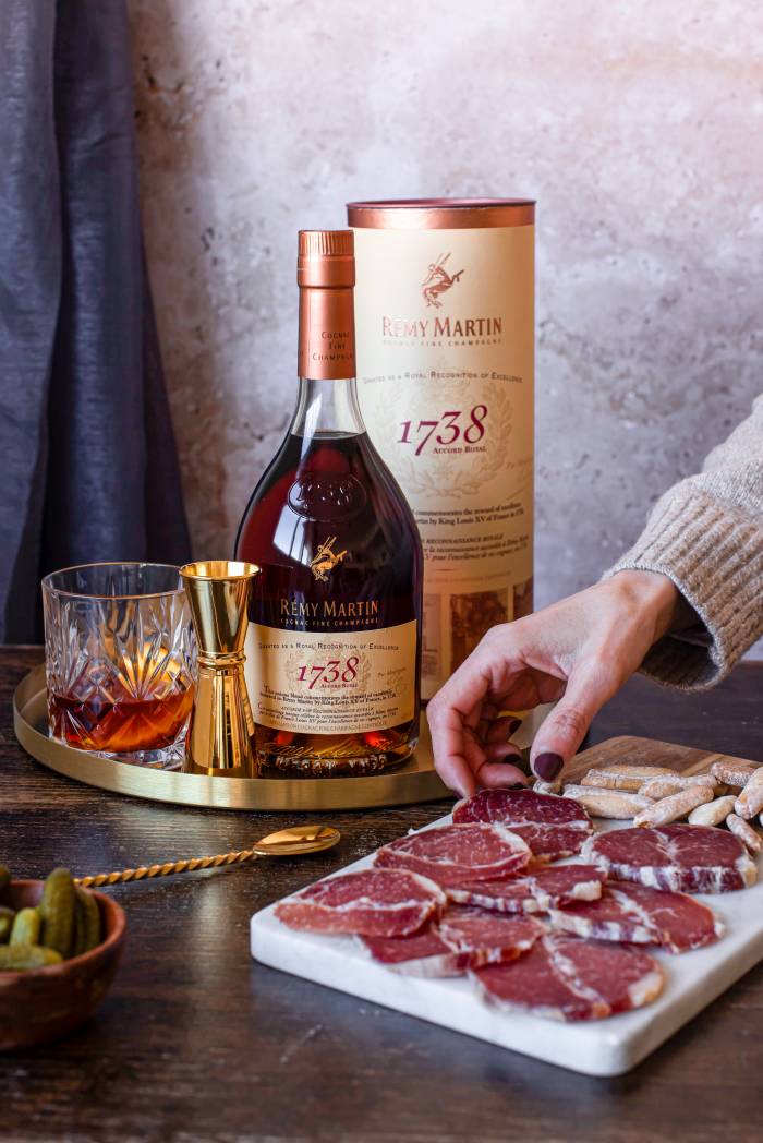 Señorío de Montanera y Rémy Martin lanzan edición especial para el Día del Padre