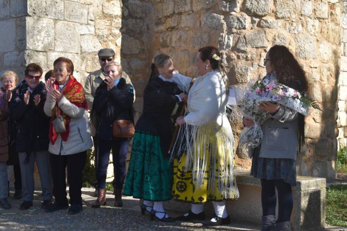 Santa Águeda se celebra en Mucientes con festividad y exposición fotográfica
