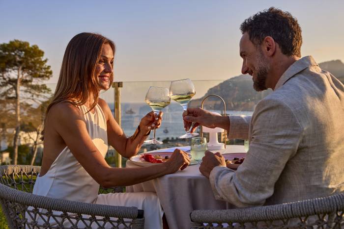 Zafiro Hotels ofrece experiencias únicas para San Valentín en Mallorca