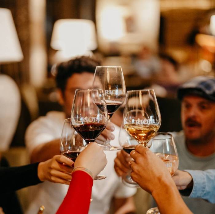 El enoturismo en Rioja bate récords y consolida su liderazgo nacional e internacional en 2024 El enoturismo en Rioja bate récords y consolida su liderazgo nacional e internacional en 2024