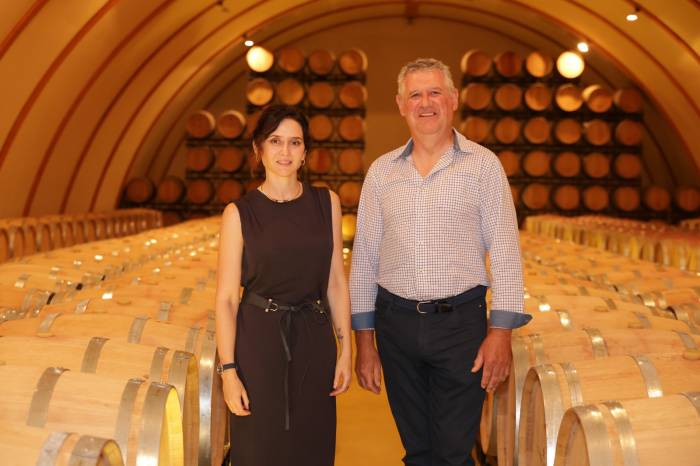 Ayuso visita Cariñena en el año de su reconocimiento como Ciudad Europea del Vino